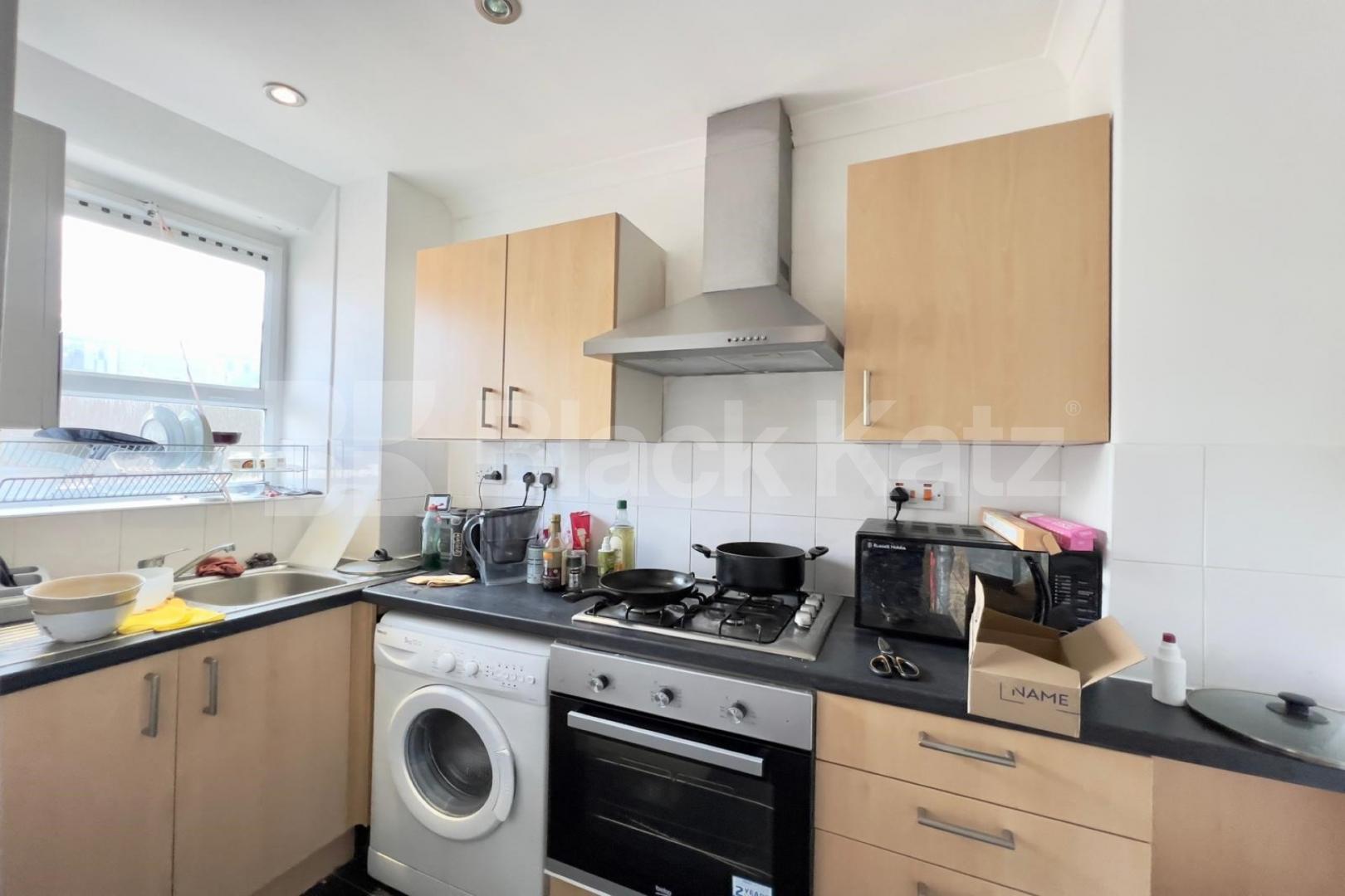 Recently refurbished with neutrally decor & wooden floors throughout  Hercules Road, Waterloo